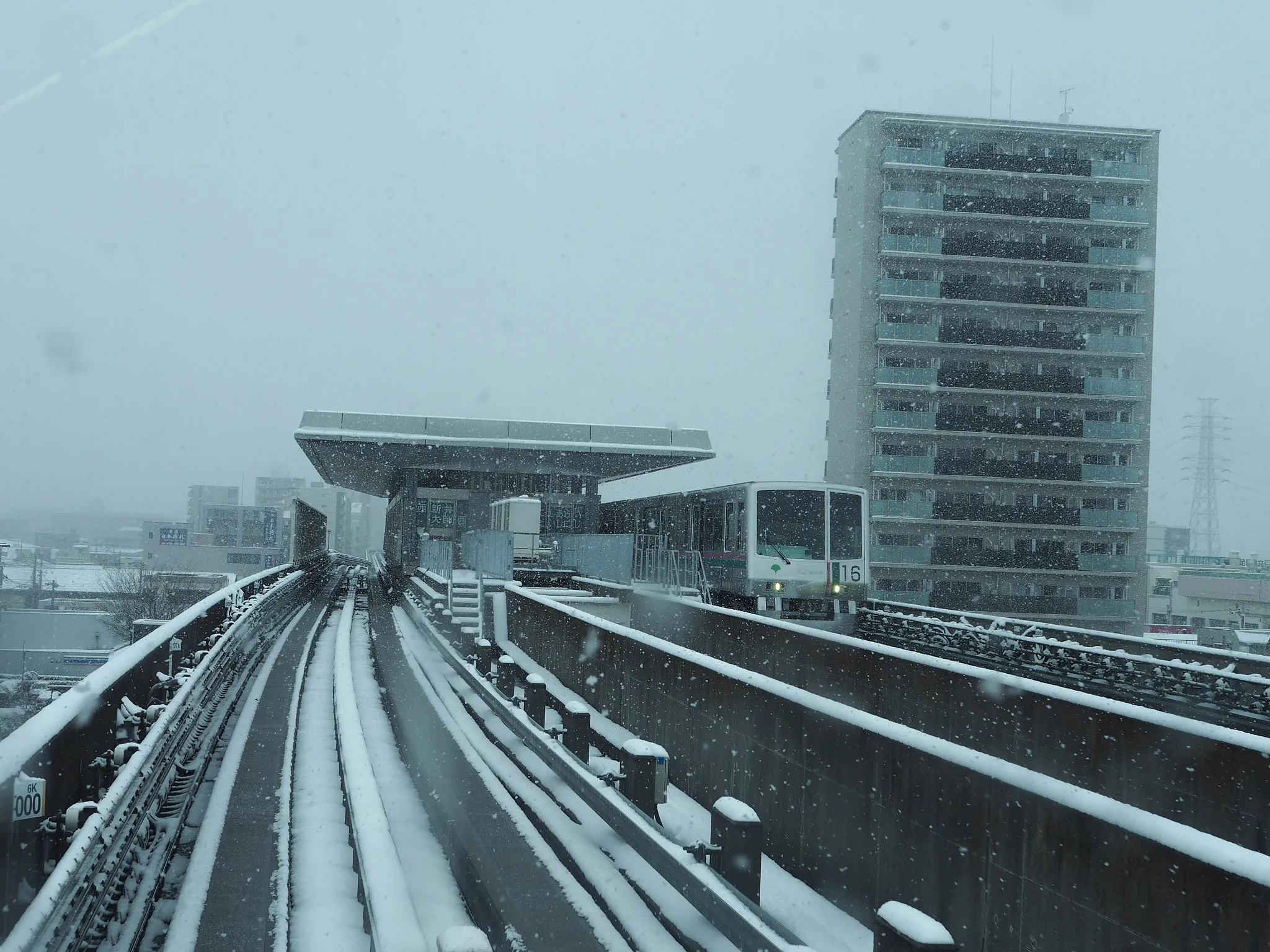 A Nippori-Toneri Liner 300 series automated guideway transit train
